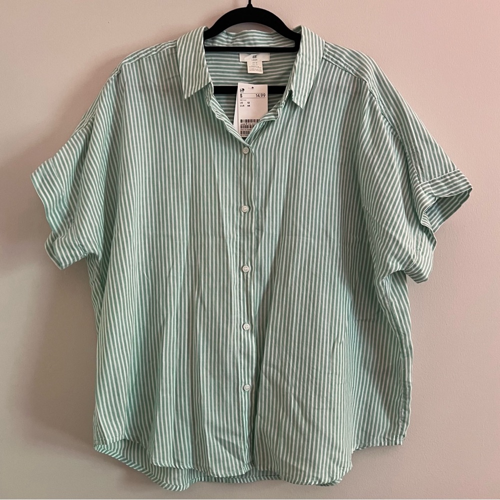 *3 for $10* nwt: 100% cotton dolman sleeve button up
